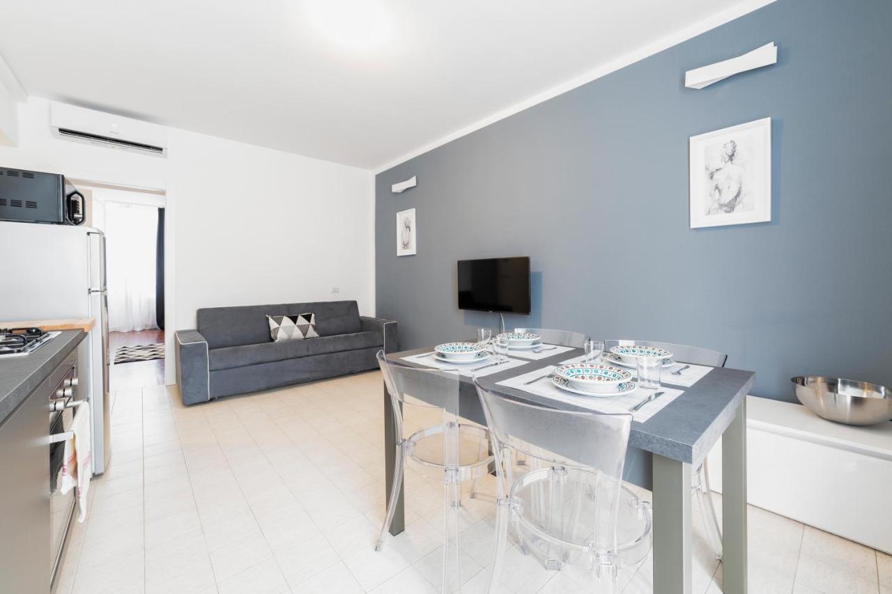 Roomy Apartment Close To Subway M5! Милан Экстерьер фото